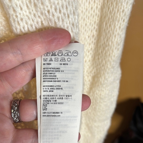 Hollister Women's Cream Open-Knit Sweater Wool Blend Size Small - Picture 2 of 6